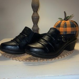 Black Mules, Easy Street, 10 M, Slides, Clogs, Comfortable all day wear!